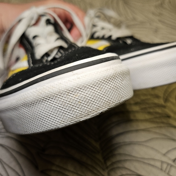 VGUC VANS Old Skool Flames Boys 4 Black Orange - Picture 10 of 14